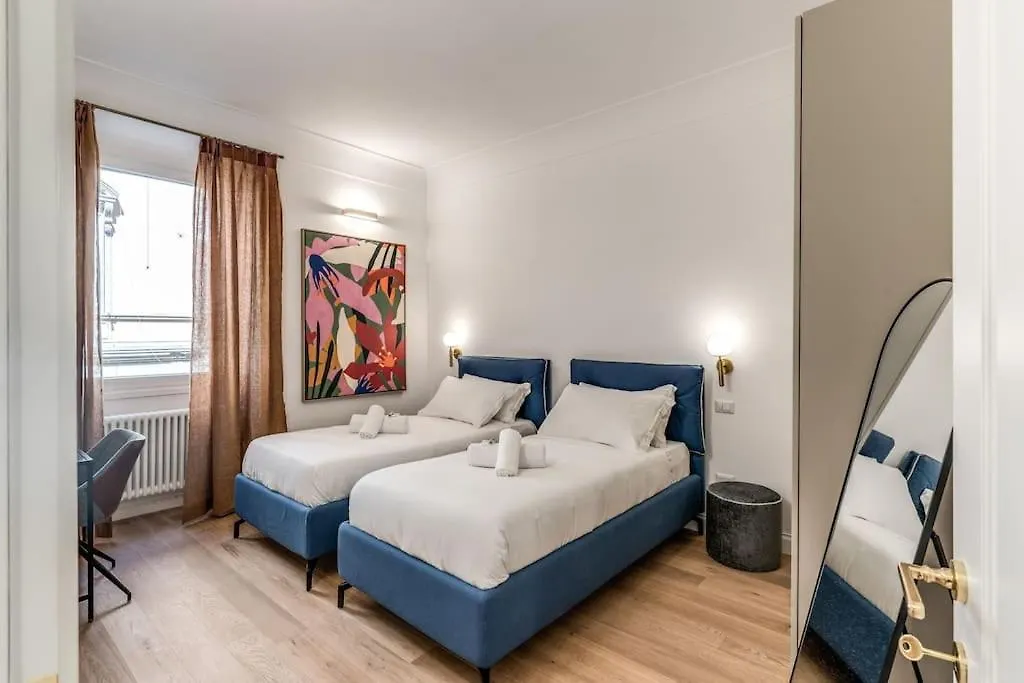 3 Bedroom Apartment Via Genova Monti Area Rome 0*,