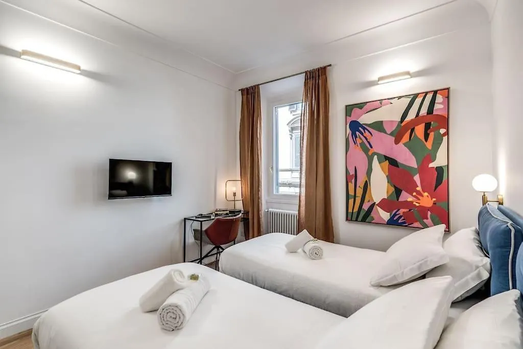 3 Bedroom Apartment Via Genova Monti Area Rome