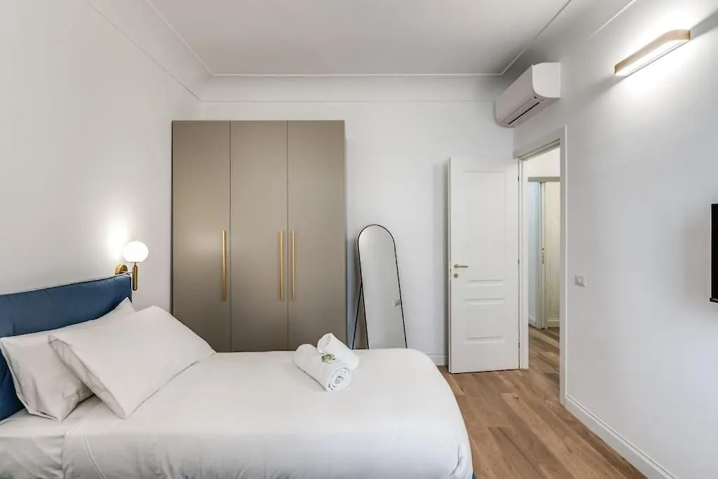 3 Bedroom Apartment Via Genova Monti Area Rome