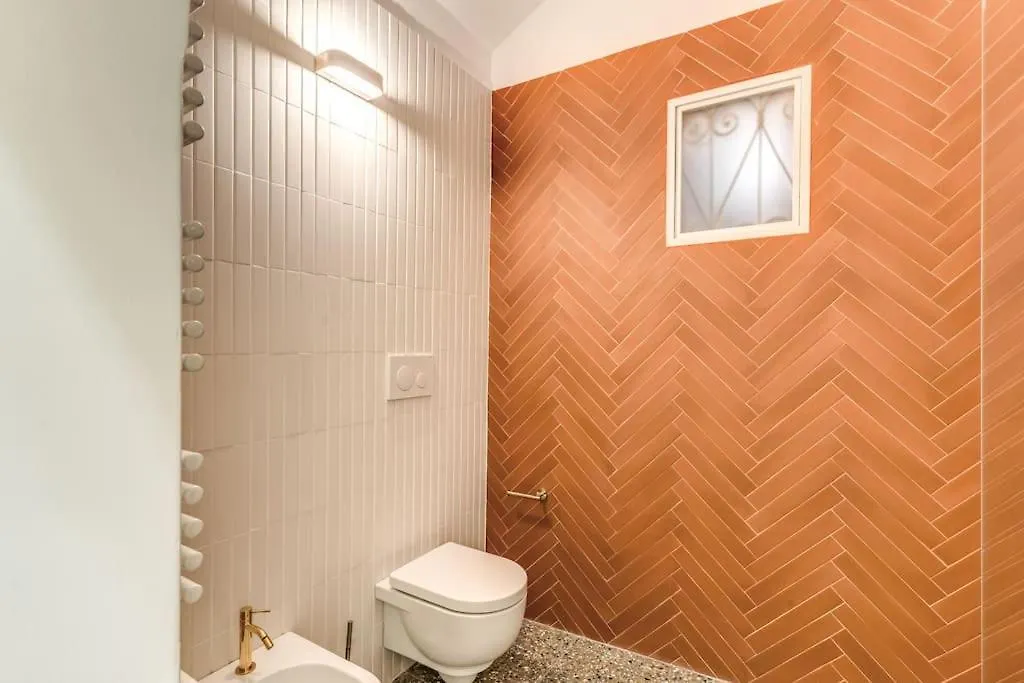 3 Bedroom Apartment Via Genova Monti Area Rome